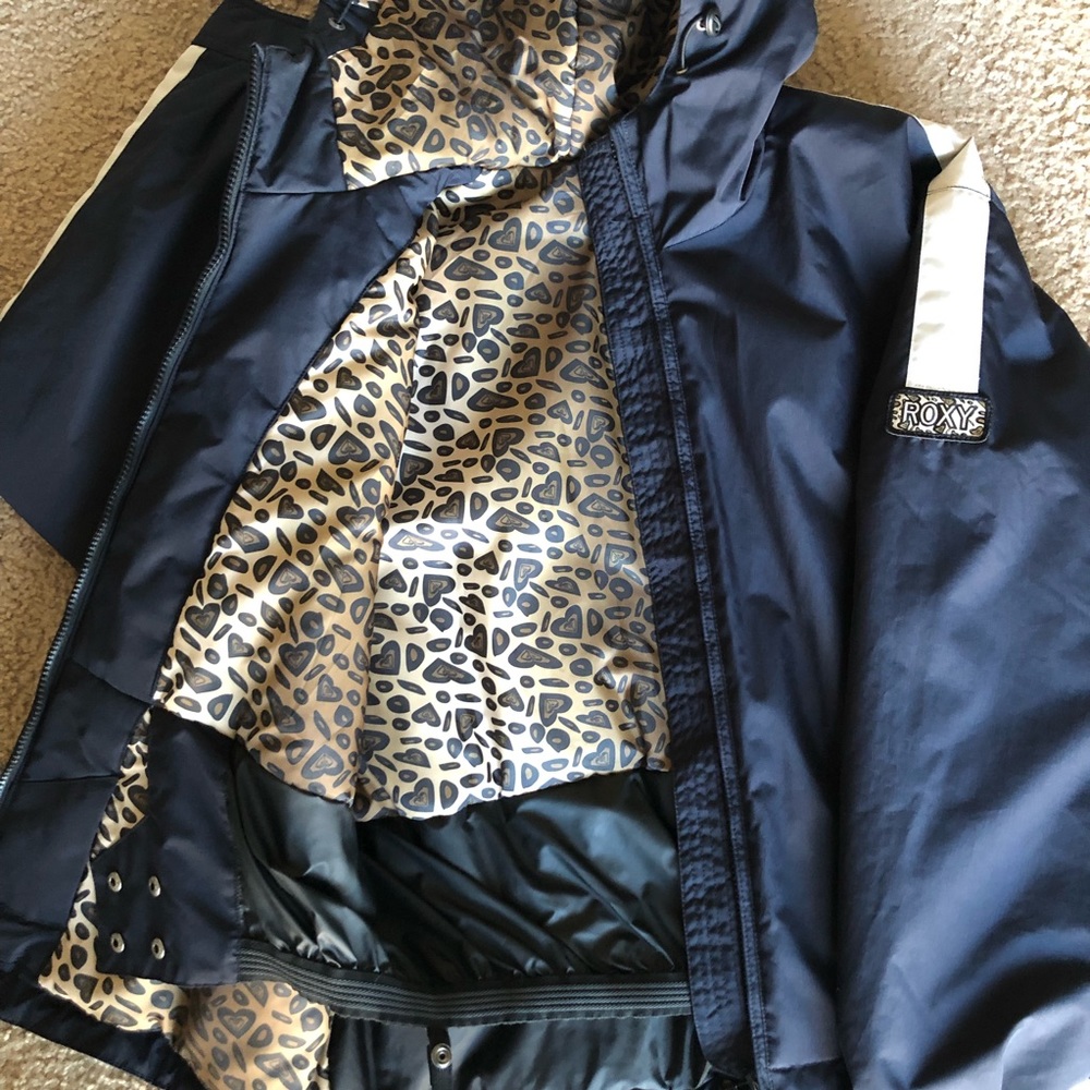 EUC. Roxy Ski Jacket 🎿 - Picture 4 of 5